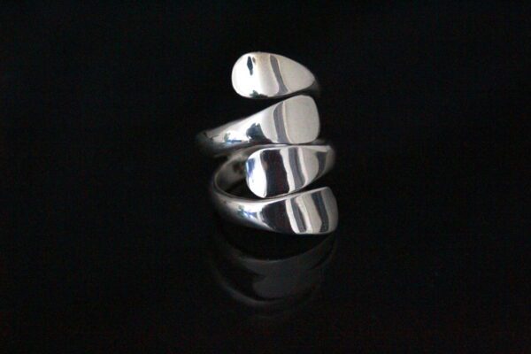 Anillo Hojas entrelazadas 2