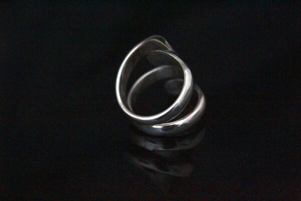 Anillo Hojas entrelazadas 3