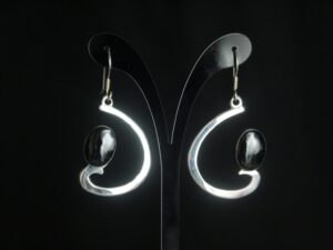 Arete Minimal Ágata Negra